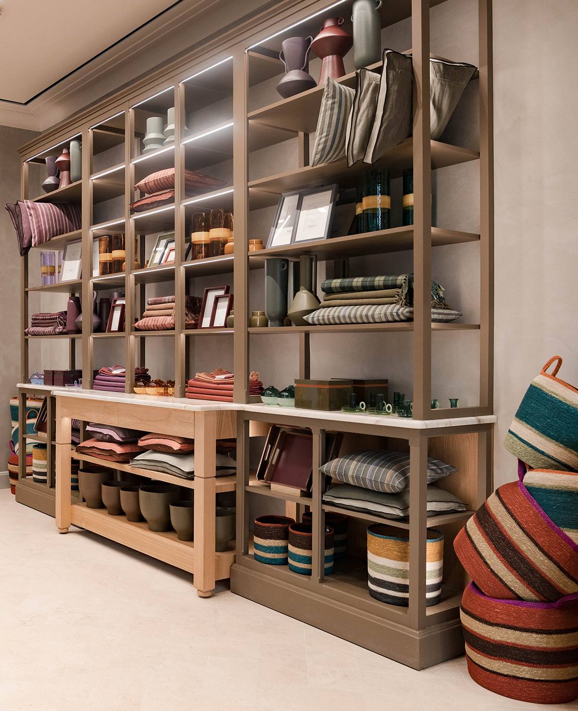 Tienda de Mango Home en el número 10 de la calle de San Miguel de Zaragoza (España).