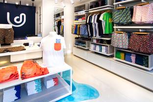 La marca de trajes de baño Ugly Duckling abre nueva tienda en México 