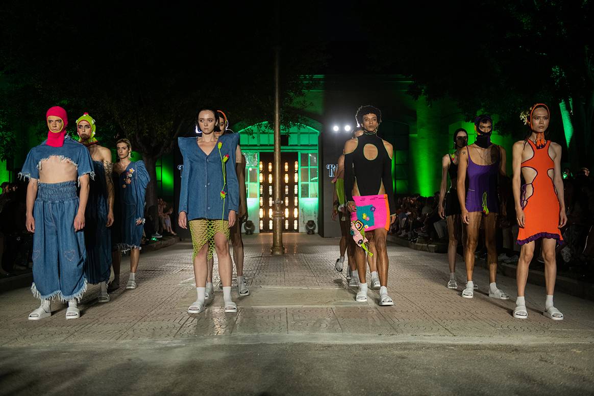 Photo Credits: Desfile de Reamerei, durante la pasarela “Rome is my Runway” de Altaroma del jueves 14 de julio. Fotografía de cortesía.