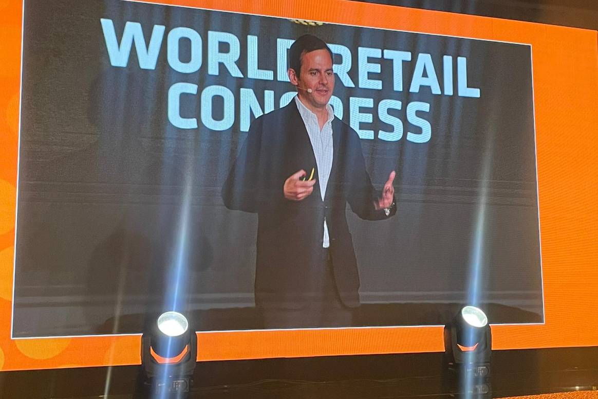 Imagen: Luis Casacuberta, Director General de Mango Woman, Kids & Home en el World Retail Congress 2023. Crédito: Paula V.Pinagua/FashionUnited