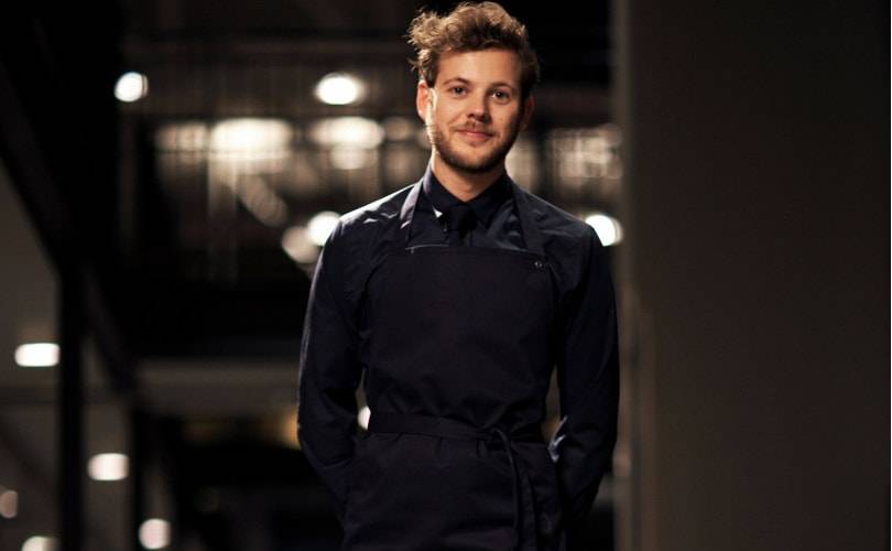 Claes Iversen ontwerpt hoteluniform