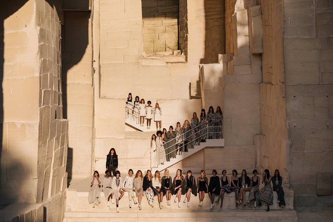 Chanel, alegoría al binomio blanco y negro bajo el influjo de Cocteau