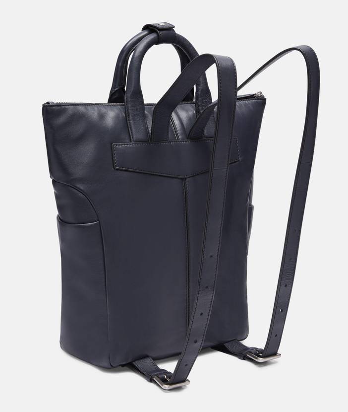 Großer Rucksack aus Schafsleder - blau | liebeskind berlin