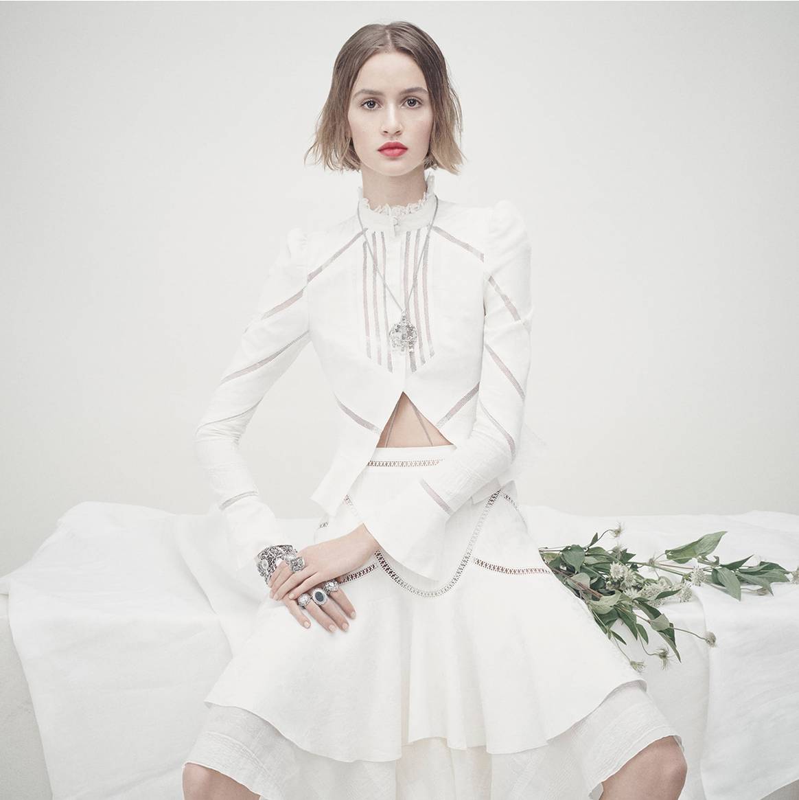 Photo Credits: Zara, Colección Studio SS22.