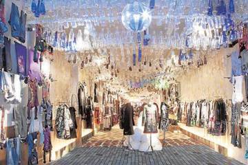 Desigual ferme ses magasins en Russie