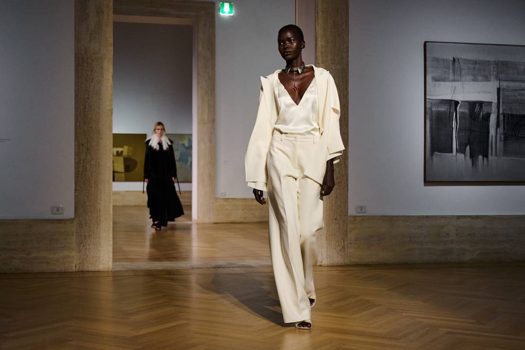 Fendi Haute Couture FW27.