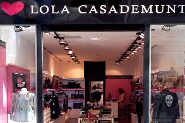 Lola Casademunt abre tres nuevas tiendas en España