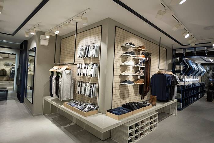 Kijken: WE Blue Store Amsterdam