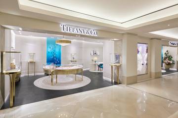 Tiffany inaugure son nouveau concept de boutique au Bon Marché