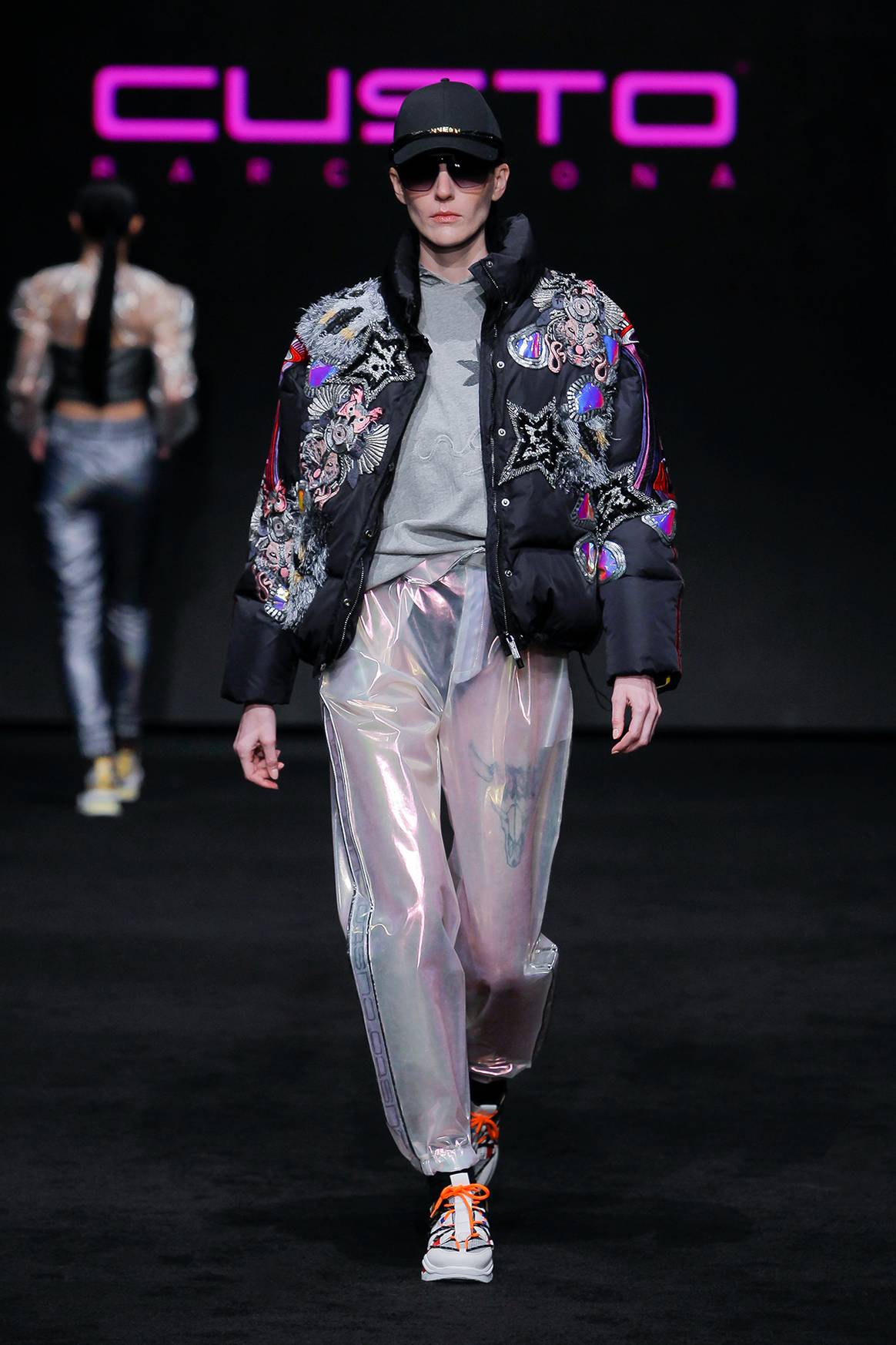 Photo Credits: Custo Barcelona, colección “Light Up” para la temporada Otoño/Invierno de 2022/2023 FW22.