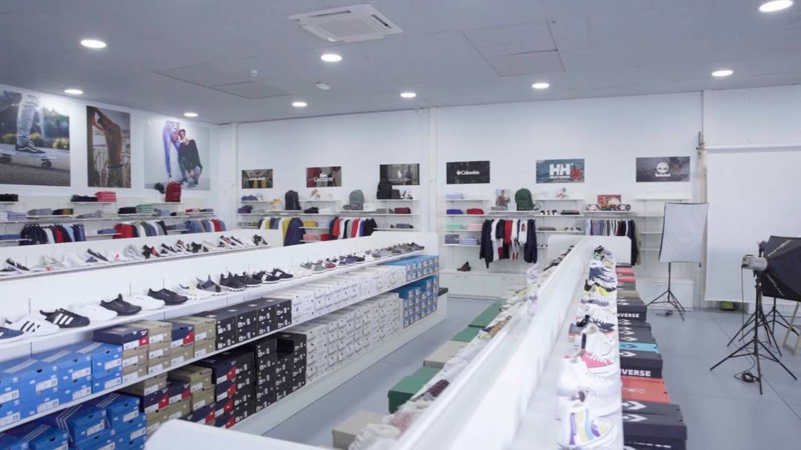 Photo Credits: Tienda showroom en Madrid de Dakonda. Dakonda, página oficial.