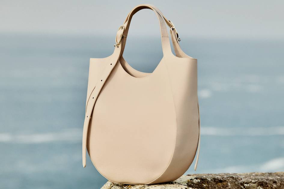 Longchamp-Winter-2025-Le-Foulonn-eine-minimalistische-Linie-neu-interpretiert
