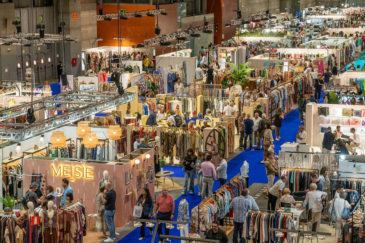 Interior del recinto ferial de Ifema Madrid durante una edición de Momad.