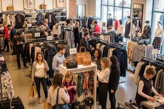 Confcommercio: per le vendite al dettaglio segnali positivi, ma la ripresa resta fragile   