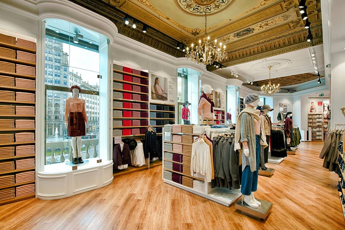 Uniqlo pasa del plástico y cobrará por sus bolsas ecológicas