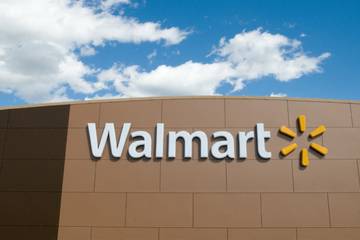 Walmart Q3 revenues increase by 5.2 percent