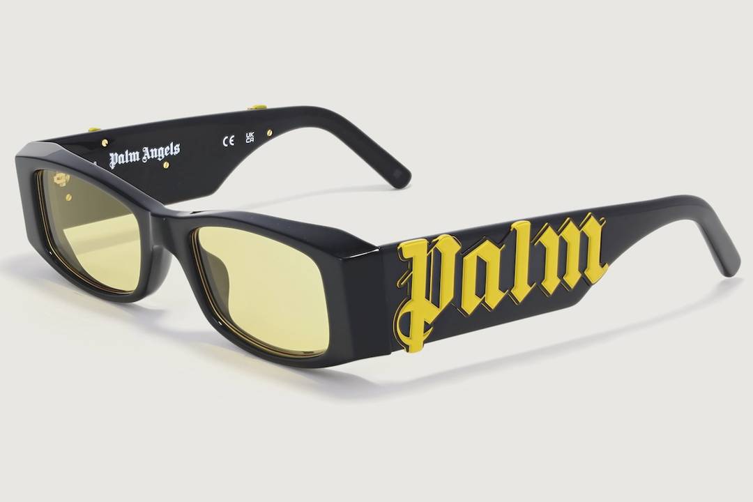 Un modelo de gafas de Palm Angels