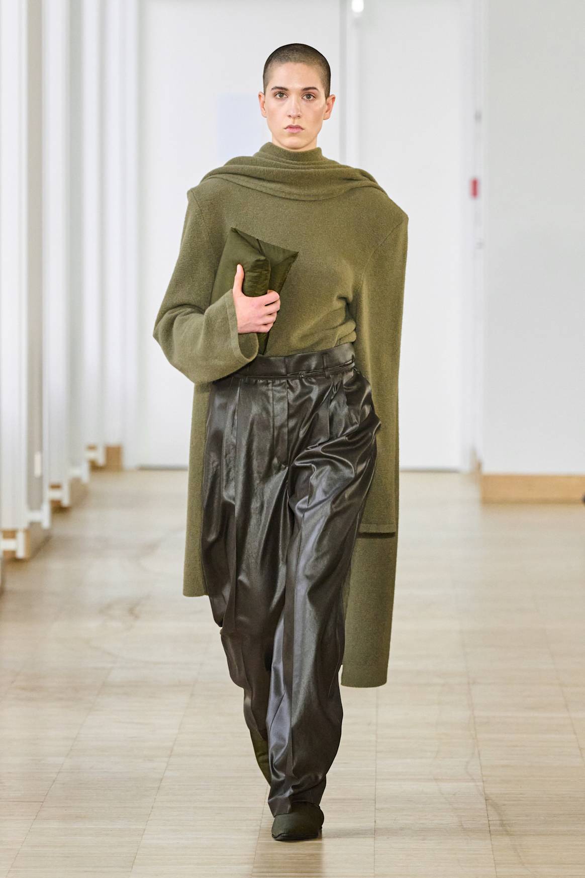 Credits: Wijnants fw25/©Launchmetrics/spotlight