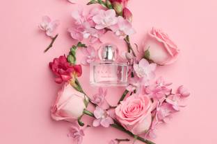 Lolaliza stapt de parfumwereld in