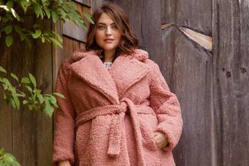 Walmart acquires plus-size brand Eloquii