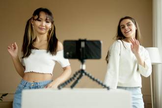 Influencer overload: Navigating authenticity in digital marketing