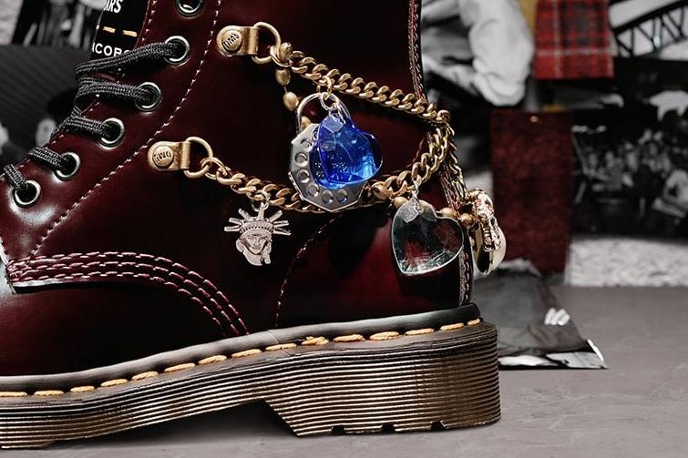 Dr.MartensドクターマーチンxMARCJACOBS マークジェイコブス ドクターマーチン X マーク ジェイコブス”コラボブーツが発売
