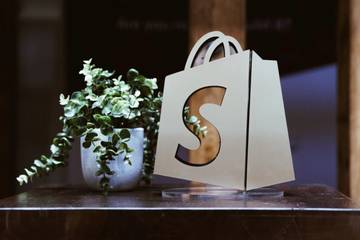 Shopify stelt nieuwe COO en CFO aan