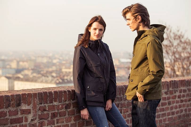 THE WOOLRICH E-BIKE ROAD SHOW by DEUS EX MACHINA and the new GTX MOUNTAIN JACKET with GORE-TEX®