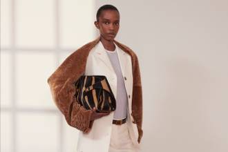 Ferragamo presenta la collezione Pre Spring 2026: eleganza senza tempo ed essenziale
