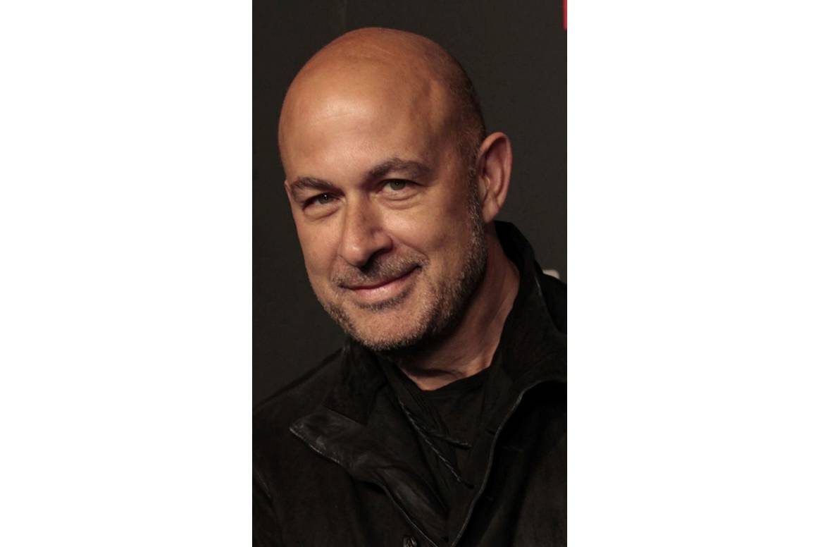 El diseñador John Varvatos, nuevo director creativo y de diseño de Under Armour.