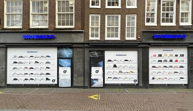De Shoebaloo-winkel op
het Koningsplein. Foto: Diek van Tol