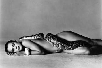 New Richard Avedon retrospective to showcase early Versace partnership