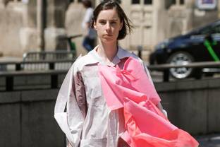 Haute Couture Paris : Schueller de Waal rend la couture éco-citoyenne