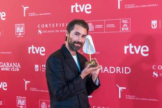 La escuela donde nacen las voces más destacadas del diseño brilla en los Premios Academia de la Moda Española