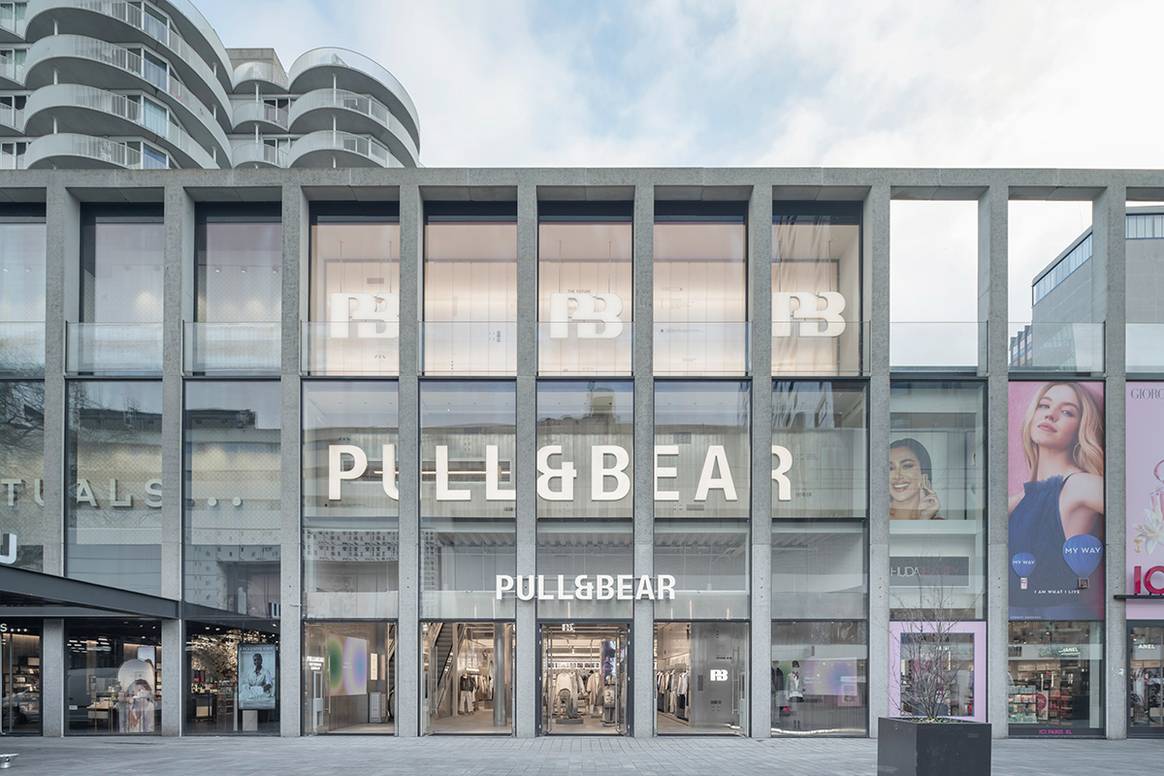 's werelds grootste Pull&Bear-winkel in Rotterdam