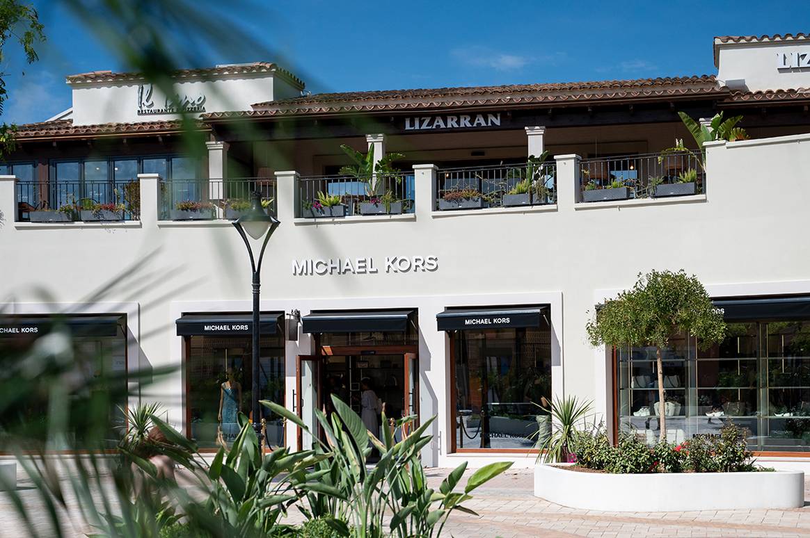 Tienda de Michael Kors en la nueva “Premium Plaza” de Mallorca Fashion Outlet.