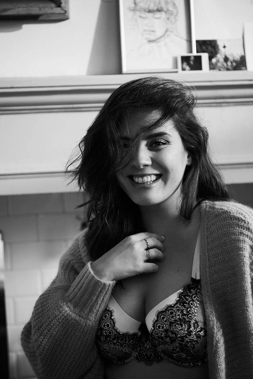 Hunkemöller graba un podcast con la modelo Danielle Van Grondelle para celebrar el día de la mujer