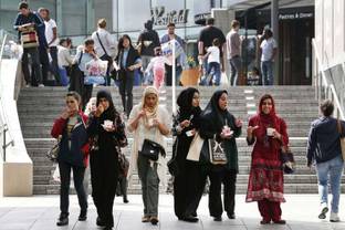 Début du "ramadan rush": la ruée dans les boutiques de luxe londoniennes avant le mois du ramadan