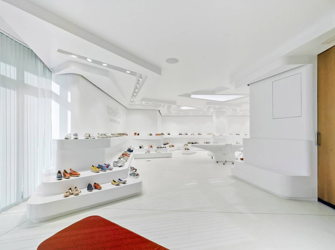 Minimalismo orgánico: nos adentramos en el nuevo showroom de zapatos Wonders