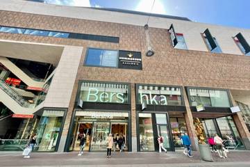 Kijken: Bershka in Den Haag heropend na transformatie