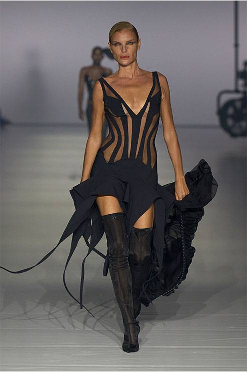 Créditos: Mugler SS24 ©Launchmetrics/spotlight