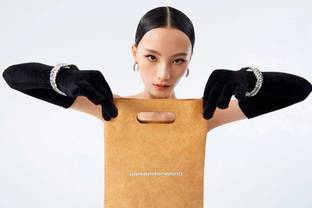 Alexander Wang выпустил коллекцию аксессуаров с McDonald’s