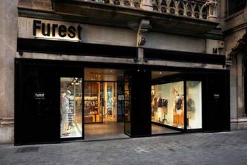 Zara se hace con Furest y suma metros a su futura “megastore” del Paseo de Gracia