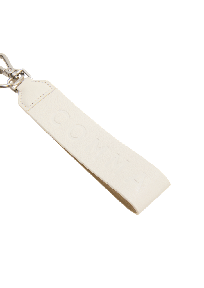 Accessories | comma