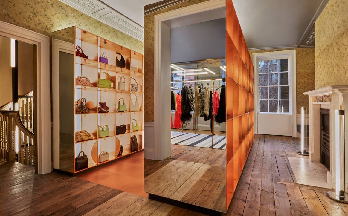 En images : Browns dévoile un flagship à la pointe de l’« experiential retail »