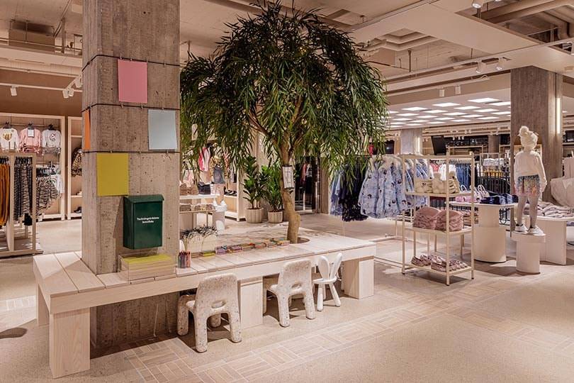 En images : le flagship H&M de Stockholm totalement rénové