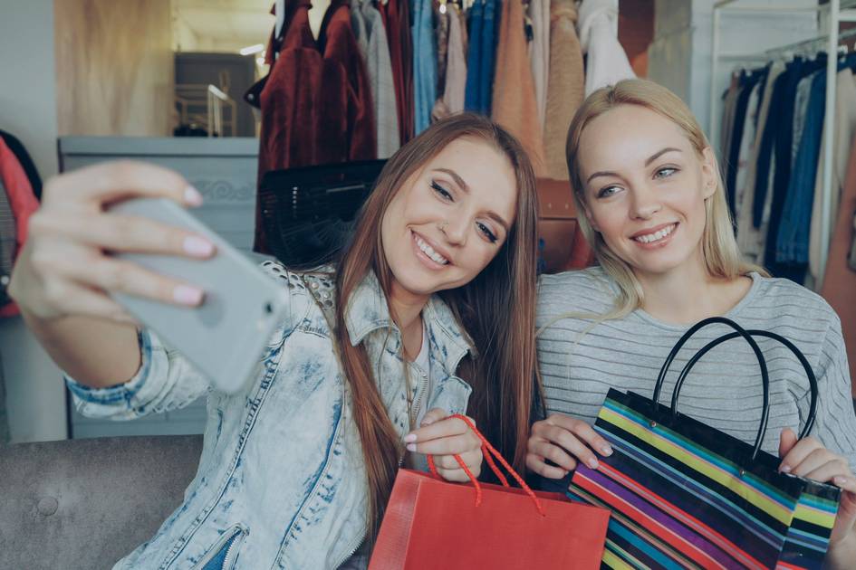 Wie-Ultra-Fast-Fashion-uns-Emotionen-statt-Mode-verkauft