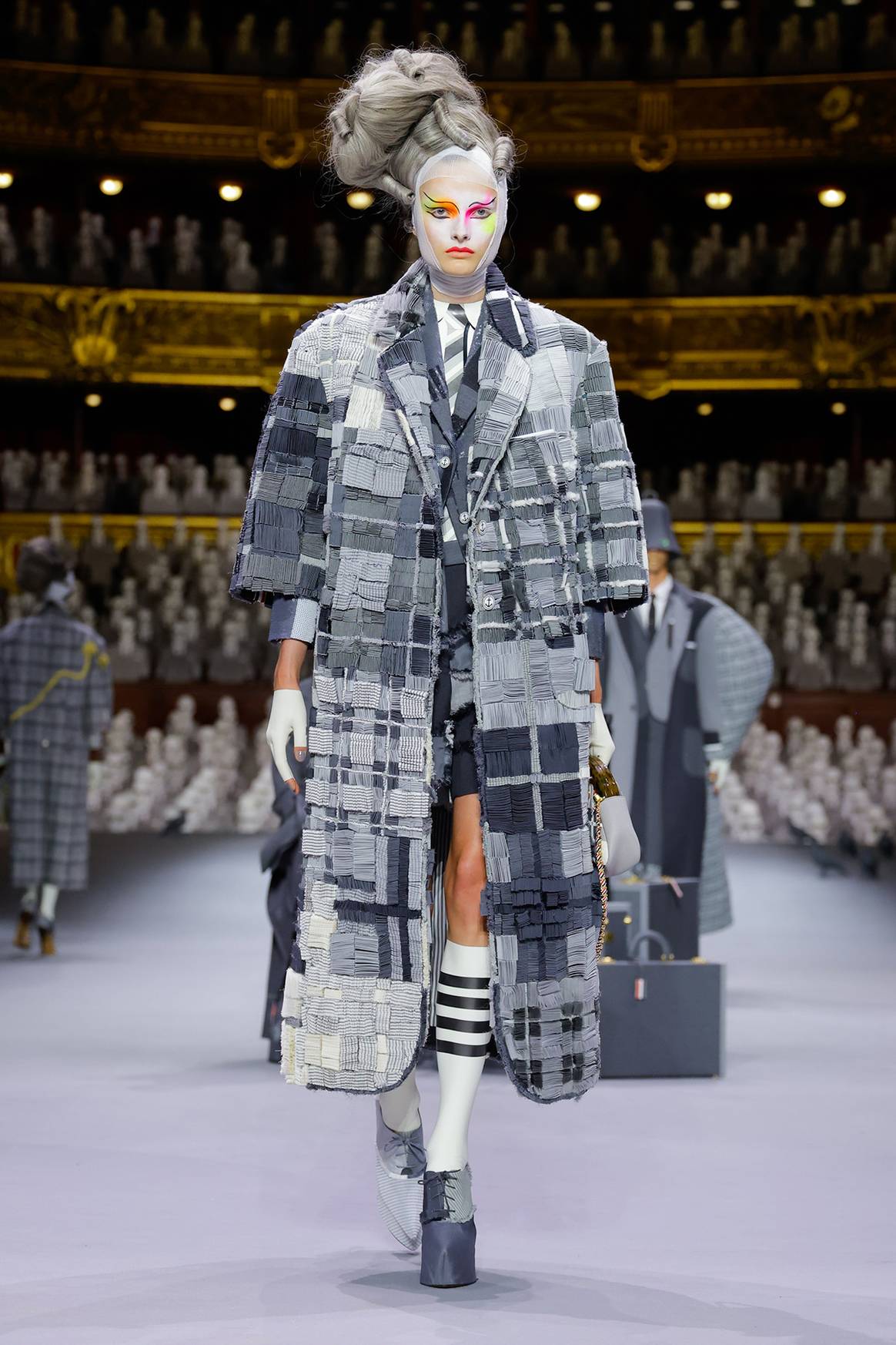 Créditos: Thom Browne, primera colección de Alta Costura, para la temporada Otoño/Invierno FW23. Fotografía de cortesía.