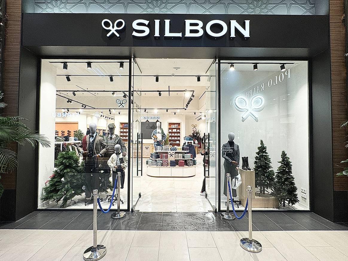 Tienda de Silbon en el centro comercial Sevilla Fashion Outlet, Sevilla (España).