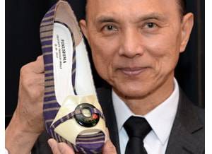 Jimmy Choo ontwerpt Fukushima-collectie